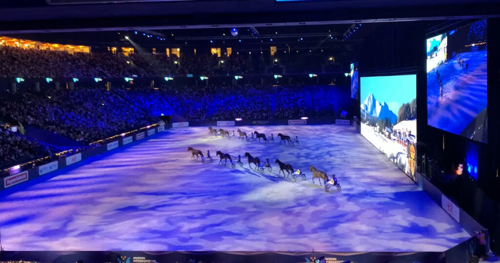 Historisk travshow på Agria Oslo Horse Show